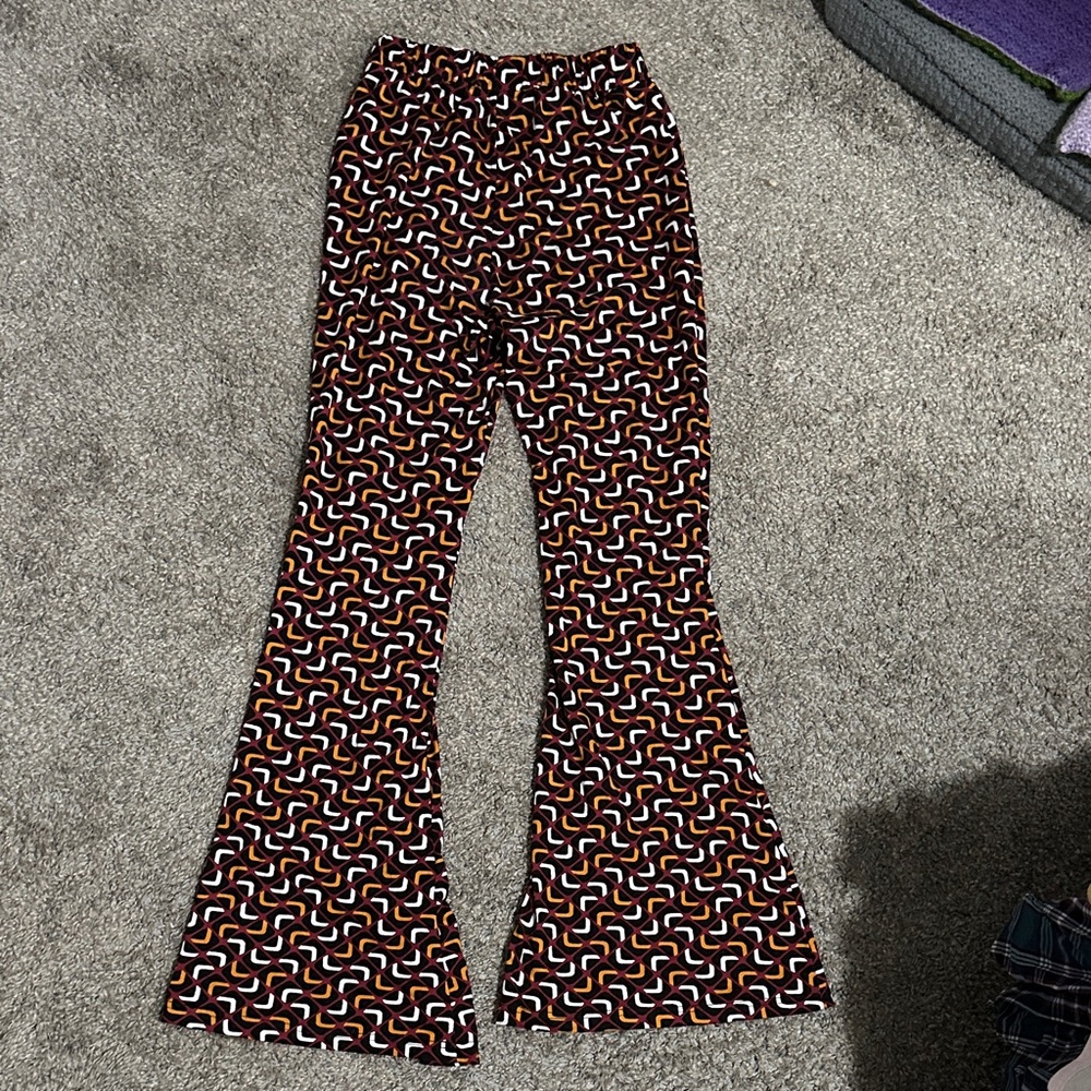Stylish Women's Patterned Flare Pants